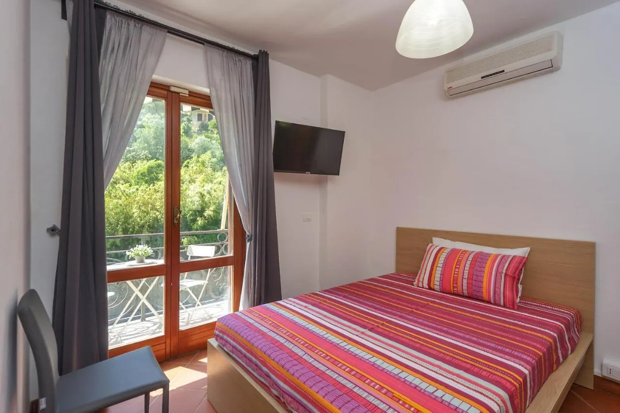 A Casa Di Mila Bed & Breakfast Sori