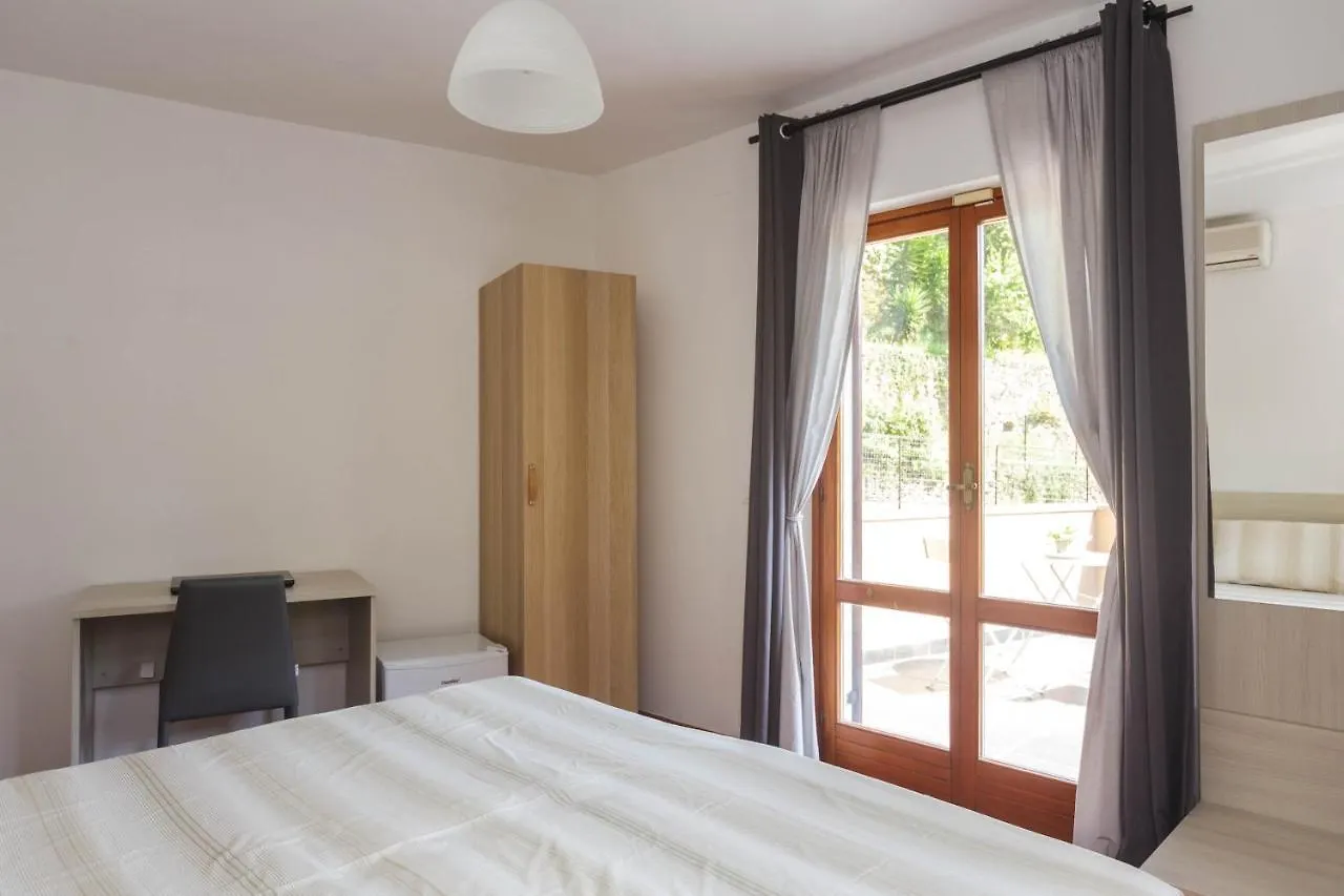A Casa Di Mila Bed & Breakfast Sori