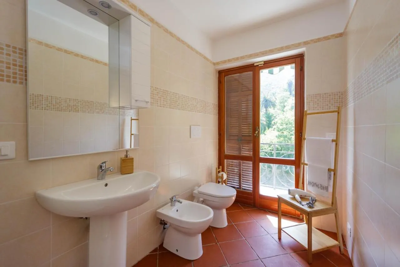 A Casa Di Mila Bed & Breakfast Sori